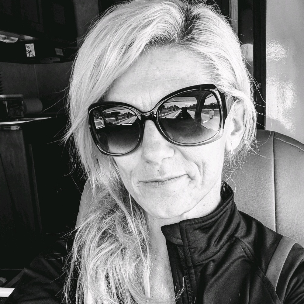 Meet your Posher, Crystal